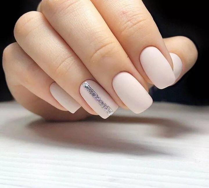 Квадратный маникюр молочного цвета Pin by Виктория on Coquetas Nails, Nail shop, Swag nails