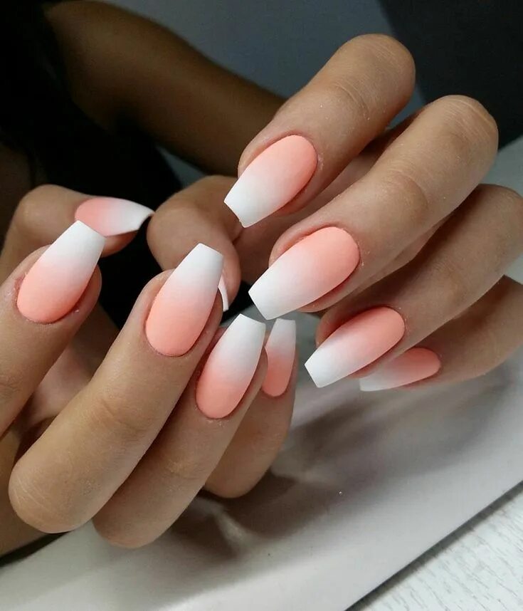 Квадратный маникюр омбре 25) OK Ombre nail art designs, Ombre acrylic nails, Matte nails design