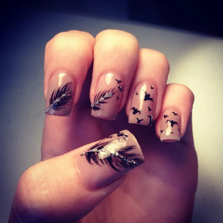 Квадратный маникюр с рисунком The most beautiful and intricate nails ever! #nuetral #birds #feathers #gorgeous