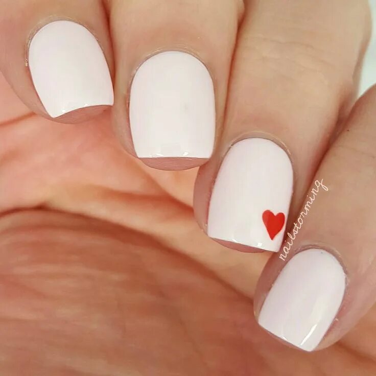 Квадратный маникюр с сердечками Pin on Inspiration - Nail Art