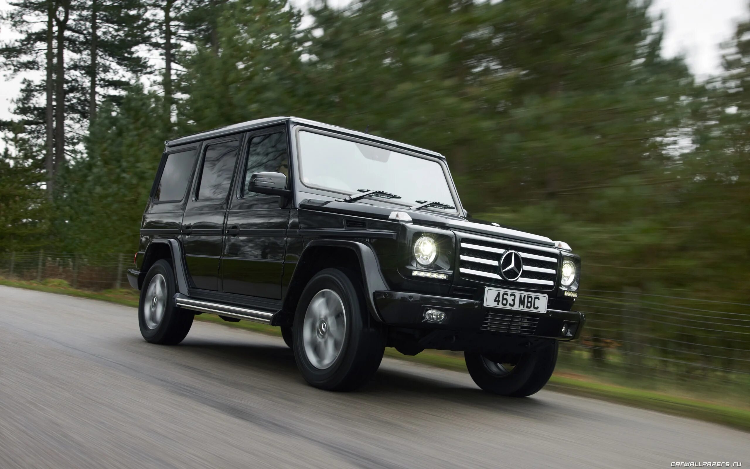 Квадратный мерседес фото Обои на рабочий стол автомобили Mercedes-Benz G350 BlueTec UK-spec - 2012