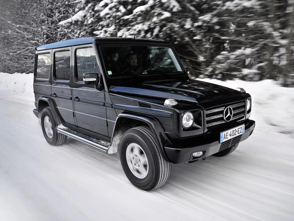 Квадратный мерседес фото Приборная панель на G-class - AMC на DRIVE2