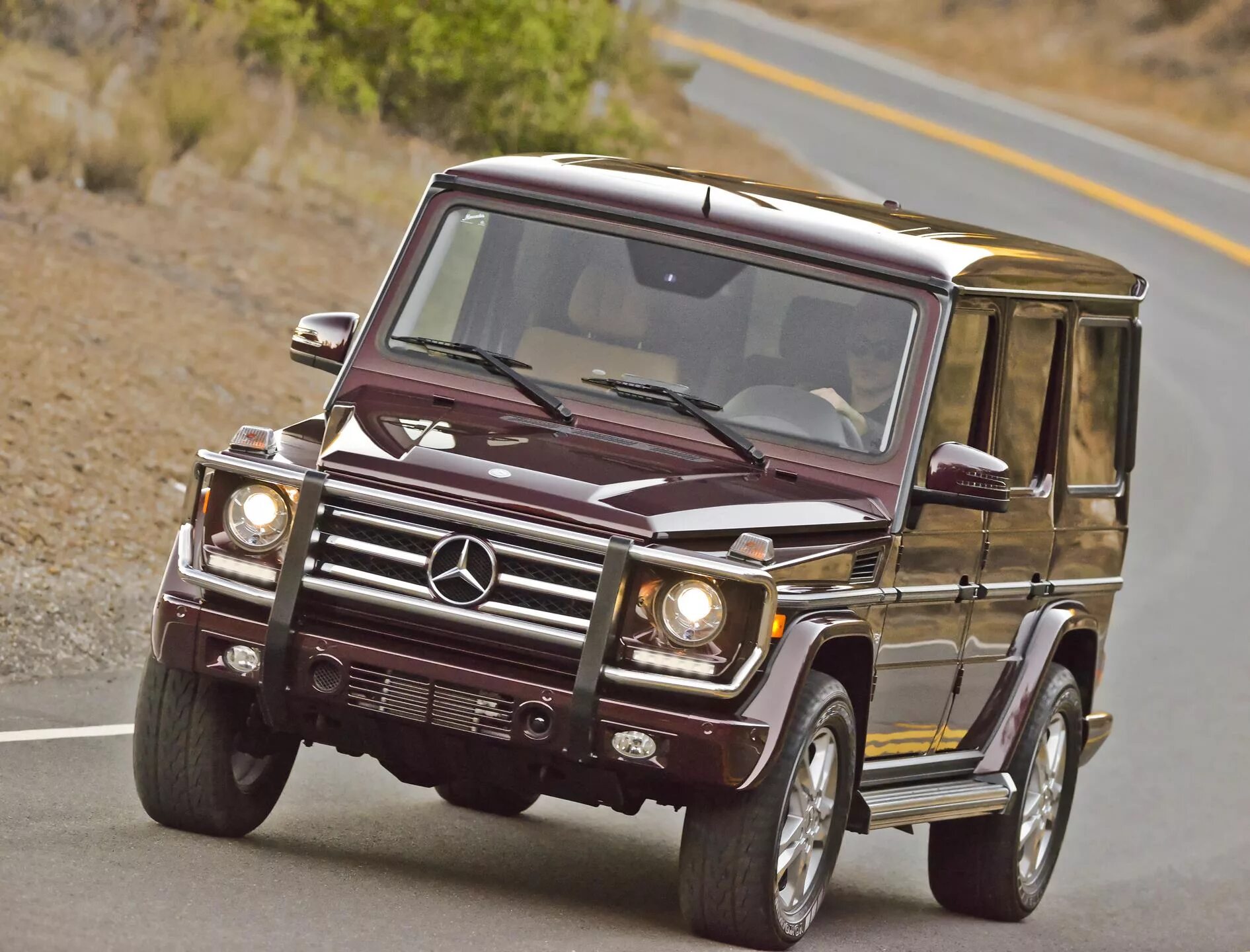 Квадратный мерседес фото 2015 Mercedes-Benz G-Class Image. Photo 72 of 111