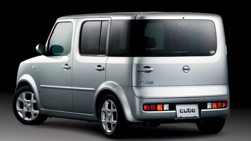 Квадратный ниссан фото Nissan Cube II 1.4 бензиновый 2003 Кубик сделанный руками на DRIVE2