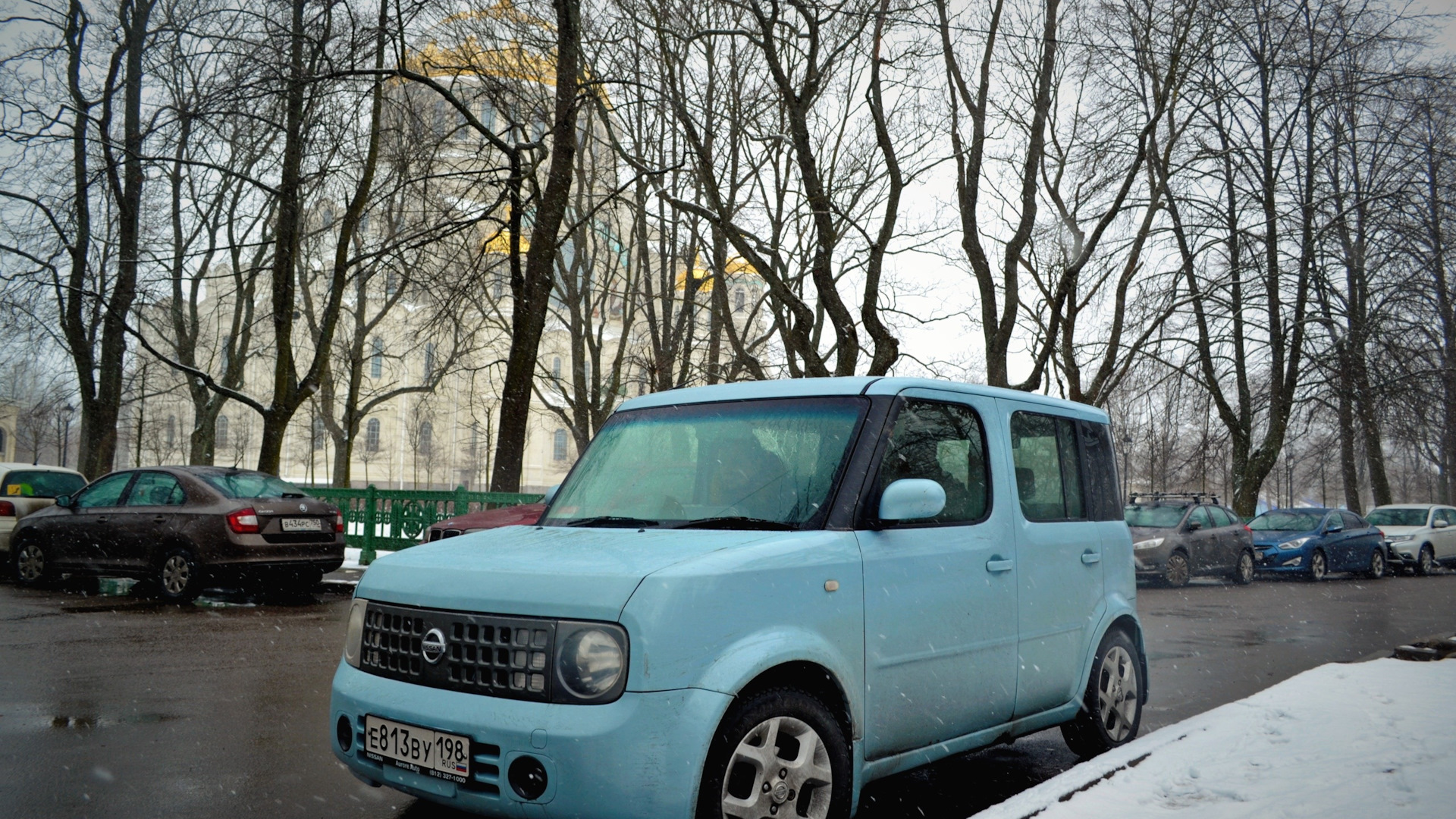 Квадратный ниссан фото Nissan Cube II 1.4 бензиновый 2006 e4wd на DRIVE2