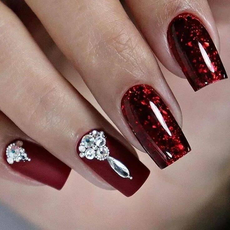 Квадратный праздничный маникюр Pin by Zarina on nails_pages Red nails, Wedding nails, Bling nails