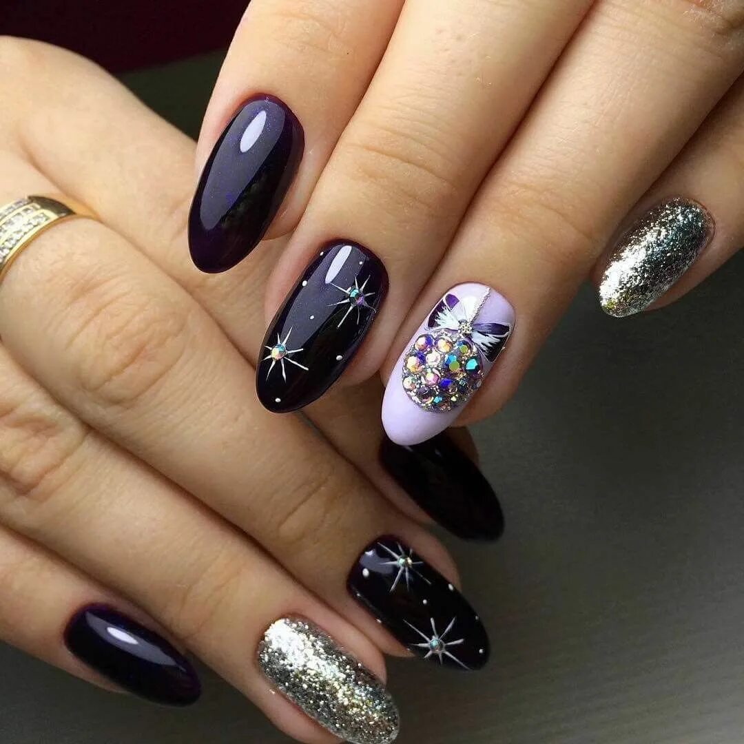 Квадратный праздничный маникюр Nail Art #4578 - Best Nail Art Designs Gallery BestArtNails.com Unghie natalizie