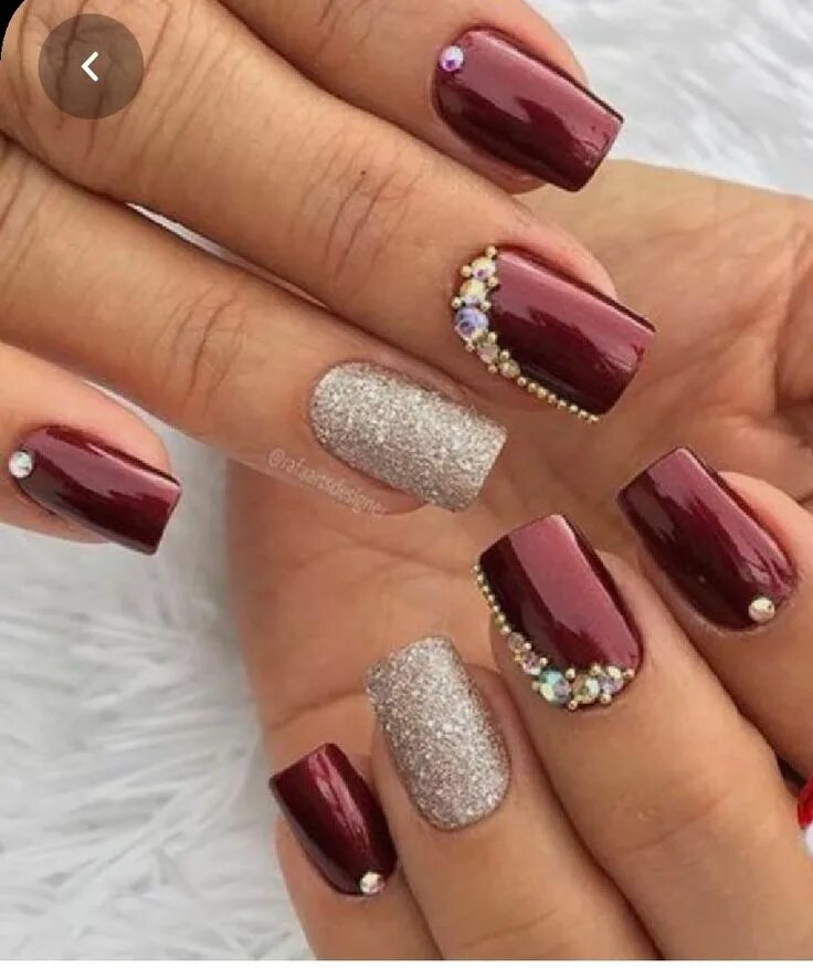 Квадратный праздничный маникюр Pin on Uña Maroon nail designs, Maroon nails, Bridal nails designs