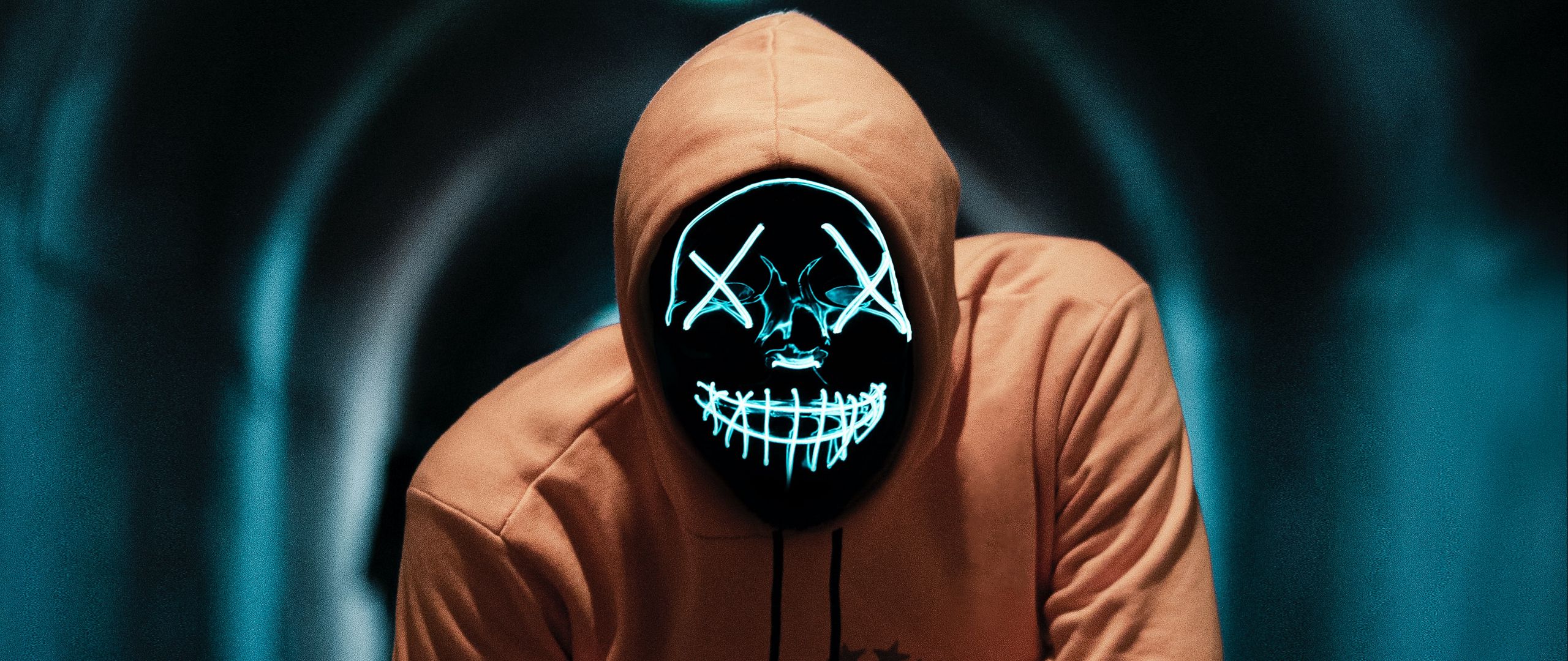 Квадроберы фото в маске Download wallpaper 2560x1080 man, mask, neon, anonymous, tunnel dual wide 1080p 