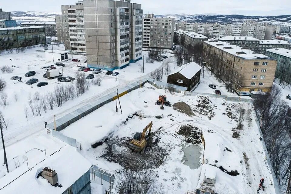 Квадроберы в мурманске 2024 фото В Мурманске на улицах Успенского и Бредова строят два жилых дома - KP.RU