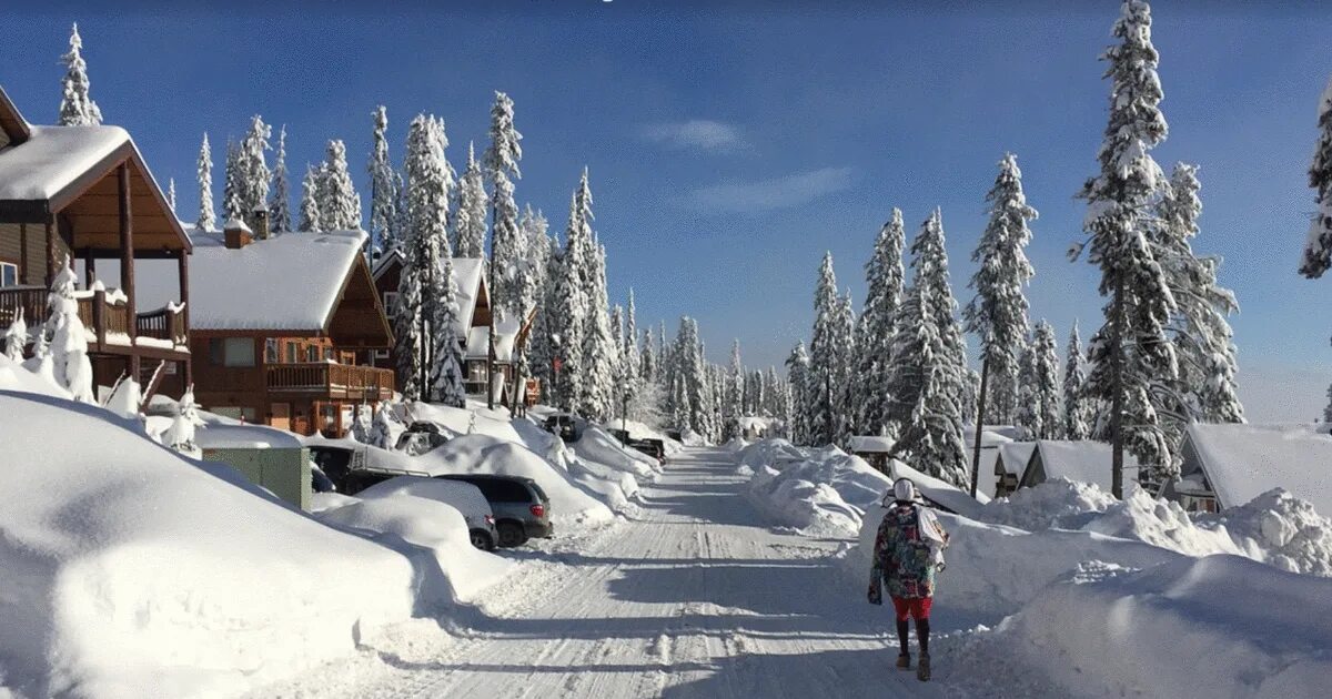 Квадроберы зимой фото Ski Season In Canada Is Starting Early In Some Provinces Skiing, Canada tour, Sk