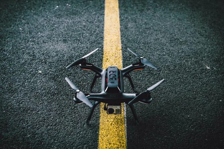 Квадрокоптер фото ночью Drone maker 3D Robotics sees the future, and it is apps 3dr solo drone, Drone qu