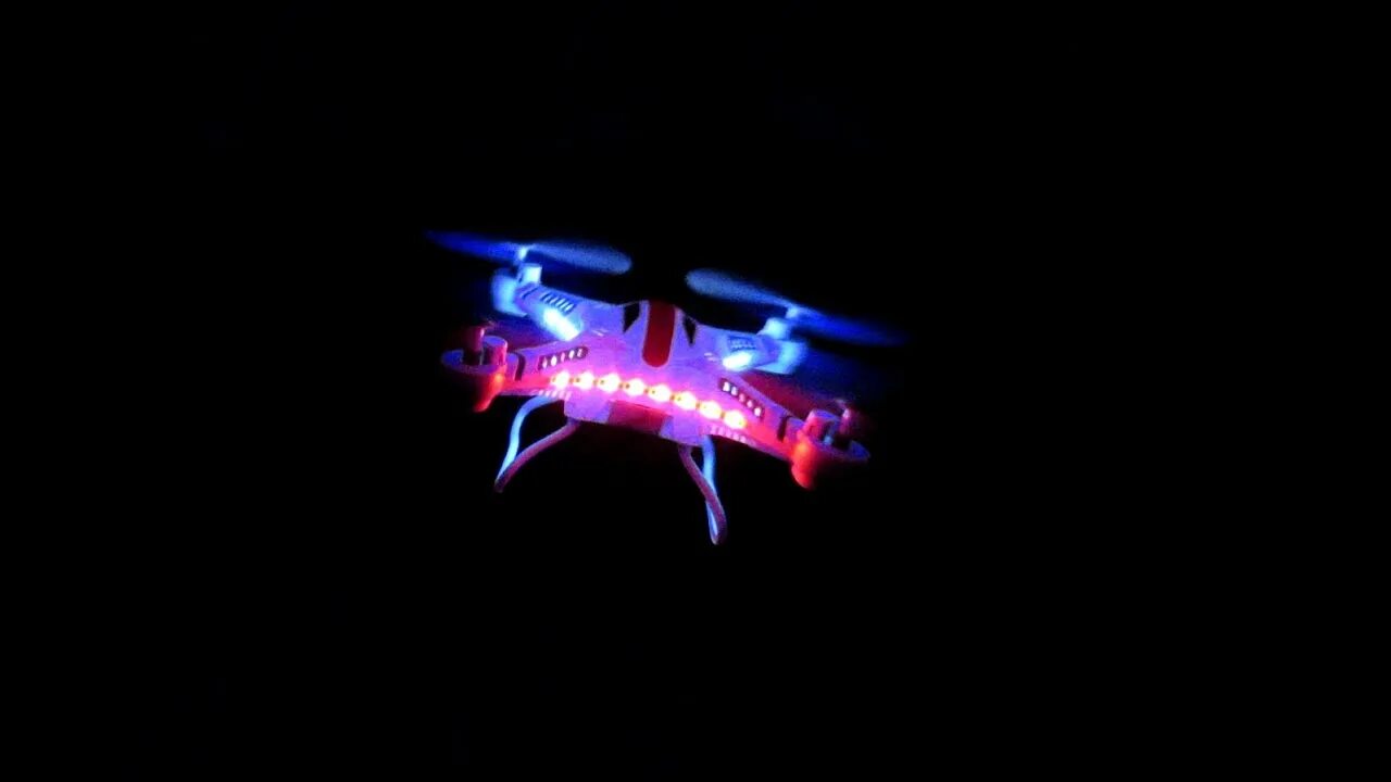 Квадрокоптер в ночном небе фото JJRC H8C Quadcopter Drone - Night Flight - YouTube