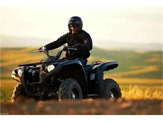 Квадроцикл в поле фото Used 2013 Yamaha Grizzly 700 FI Auto. 4x4 EPS Special Edition ATVs For Sale in O