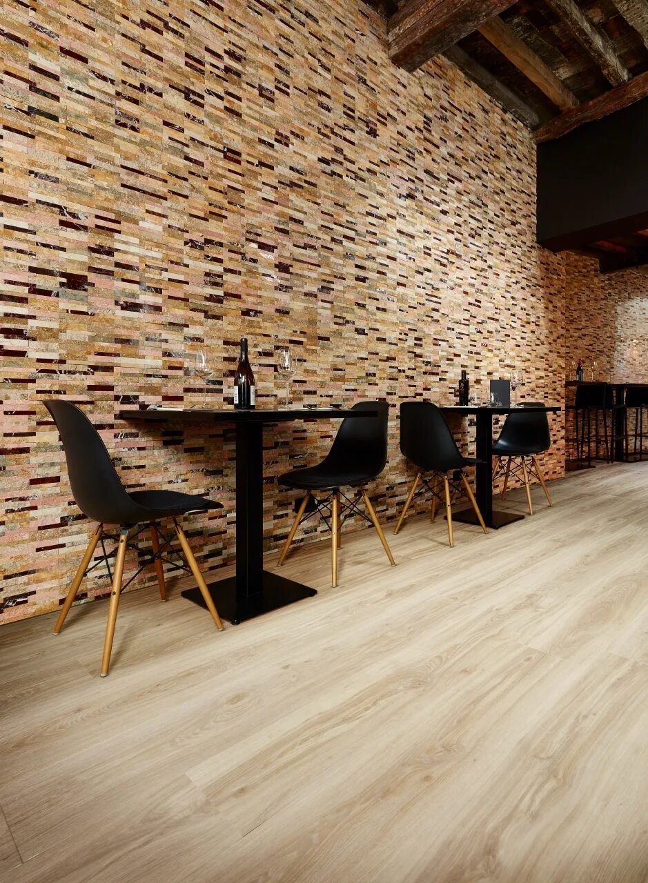 Кварц винил на стены фото Дуб Блэкджек ПВХ Moduleo - Петербургский дом паркета