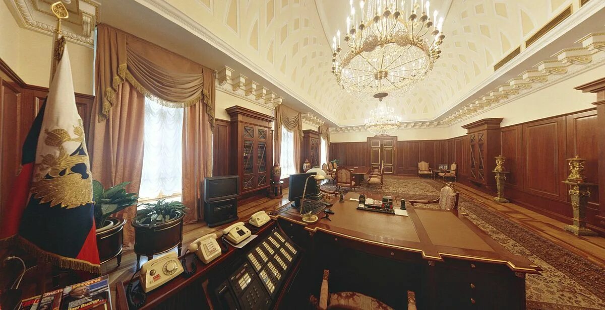 Квартира путина в кремле фото Файл:Senate Palace - President work area.jpg - Википедия