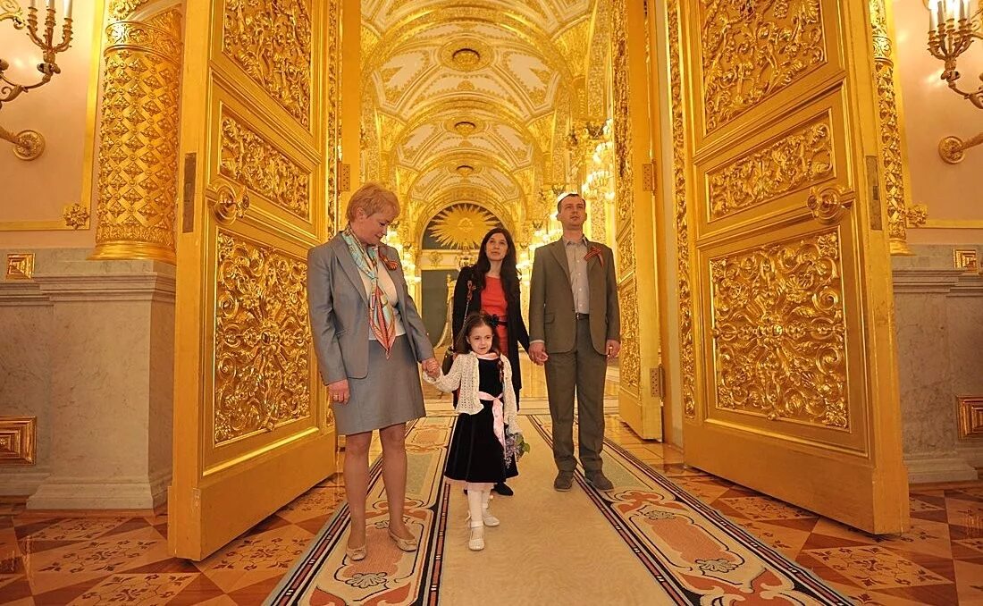 Квартира путина в кремле как выглядит Владимир Путин встретился с девочкой - пациенткой центра детской онкологии * Пре