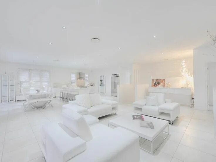 Квартира в белых тонах фото Magnificent home with sparkling white interiors White house interior, White inte