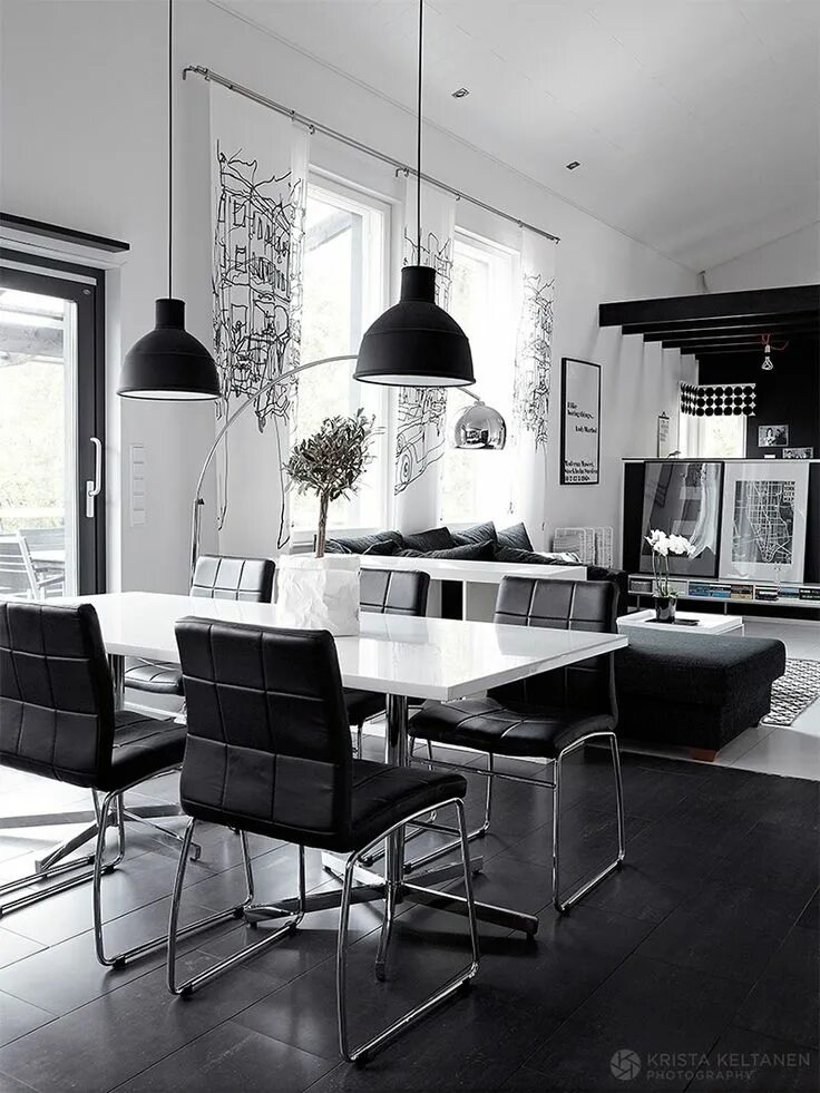 Квартира в черно белом стиле фото Elegant black and white interior design with comfortable atmosphere White interi