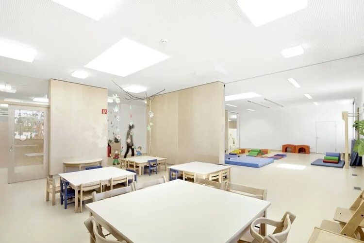 Квартира в школе фото Neufeld an der Leitha Kindergarten / Solid Architecture ArchDaily