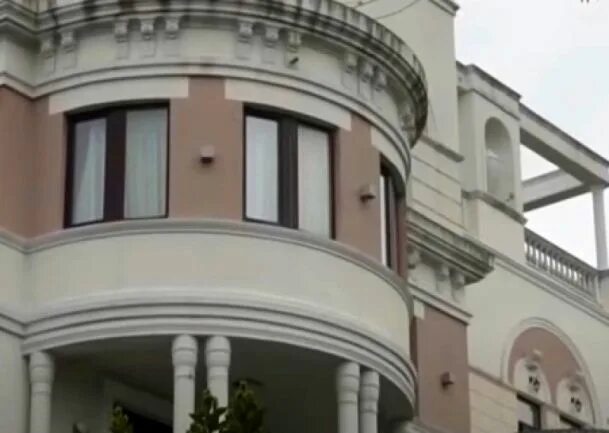 Квартира зеленского в крыму в ливадии фото Аксёнов объявил о национализации квартиры Зеленского в Ялте " E-News.su Cамые св