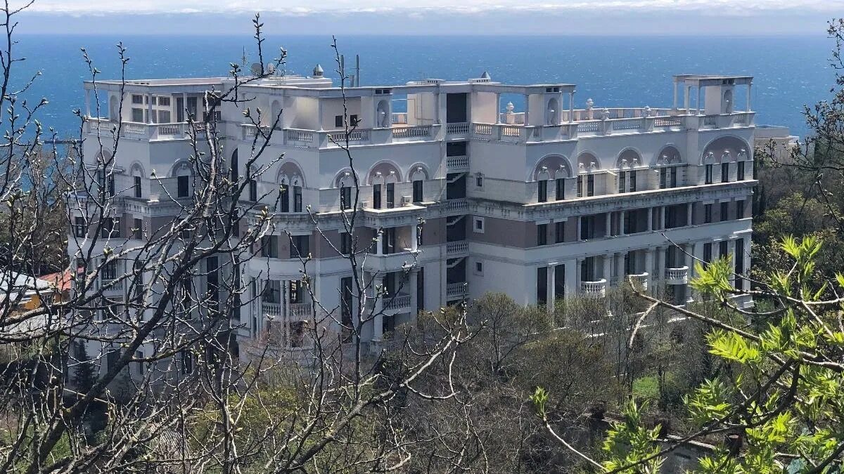 Квартира зеленского в крыму в ливадии фото Could a penthouse undermine Ukraine's Zelenskiy? Reuters Video
