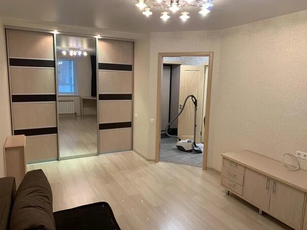 Квартиру в ангарске фото Urgent !!! will rent an apartment at the address Piryatinskaya Street, 21G Conve