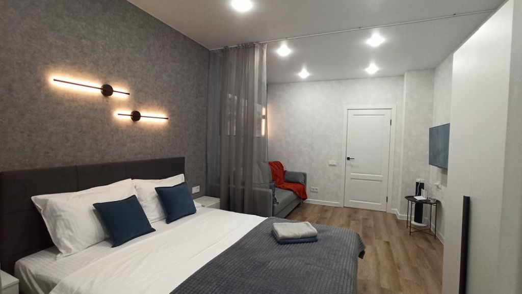 Квартиры посуточно красноярск фото 1-комнатная квартира посуточно, Красноярск, Александра Матросова улица, 36, объя