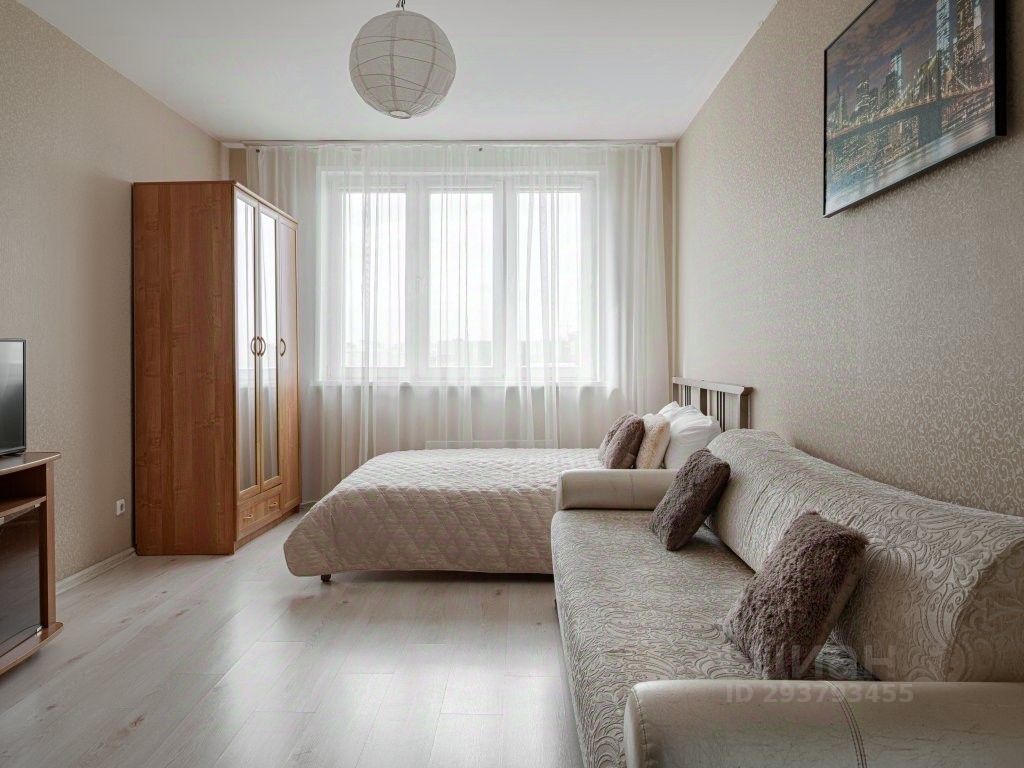 Квартиры посуточно красноярск фото Сдам однокомнатную квартиру 41м² ул. Батурина, 38, Красноярск, Красноярский край