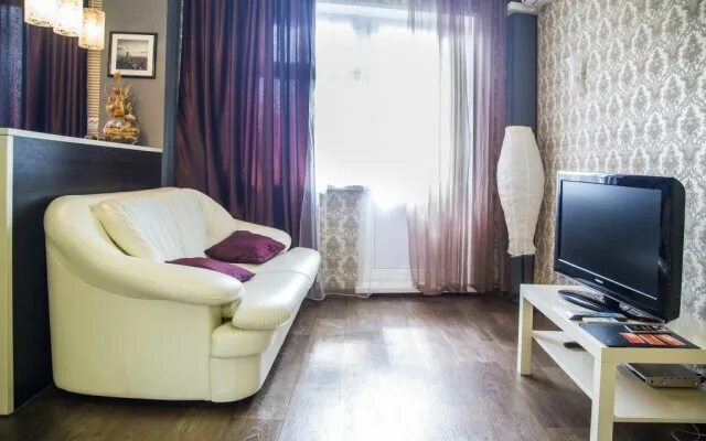 Квартиры посуточно красноярск фото Апартаменты Люкс у Планеты в Красноярске отзывы, цены и фото номеров - заброниро