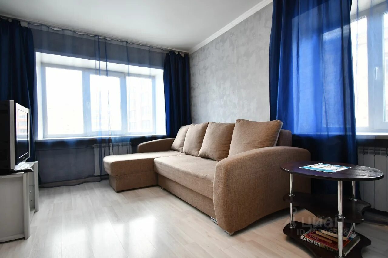 Квартиры посуточно красноярск фото Аренда однокомнатной квартиры 33м² пл. Красная, 1, Красноярск, Красноярский край