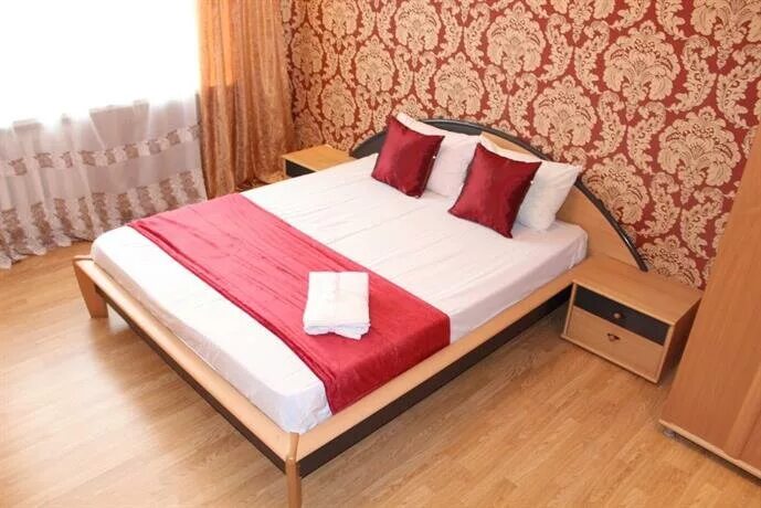 Квартиры посуточно тюмень фото Central Park Na Nikolaya Semenova Apartments, short-term housing rental, Тюмень,