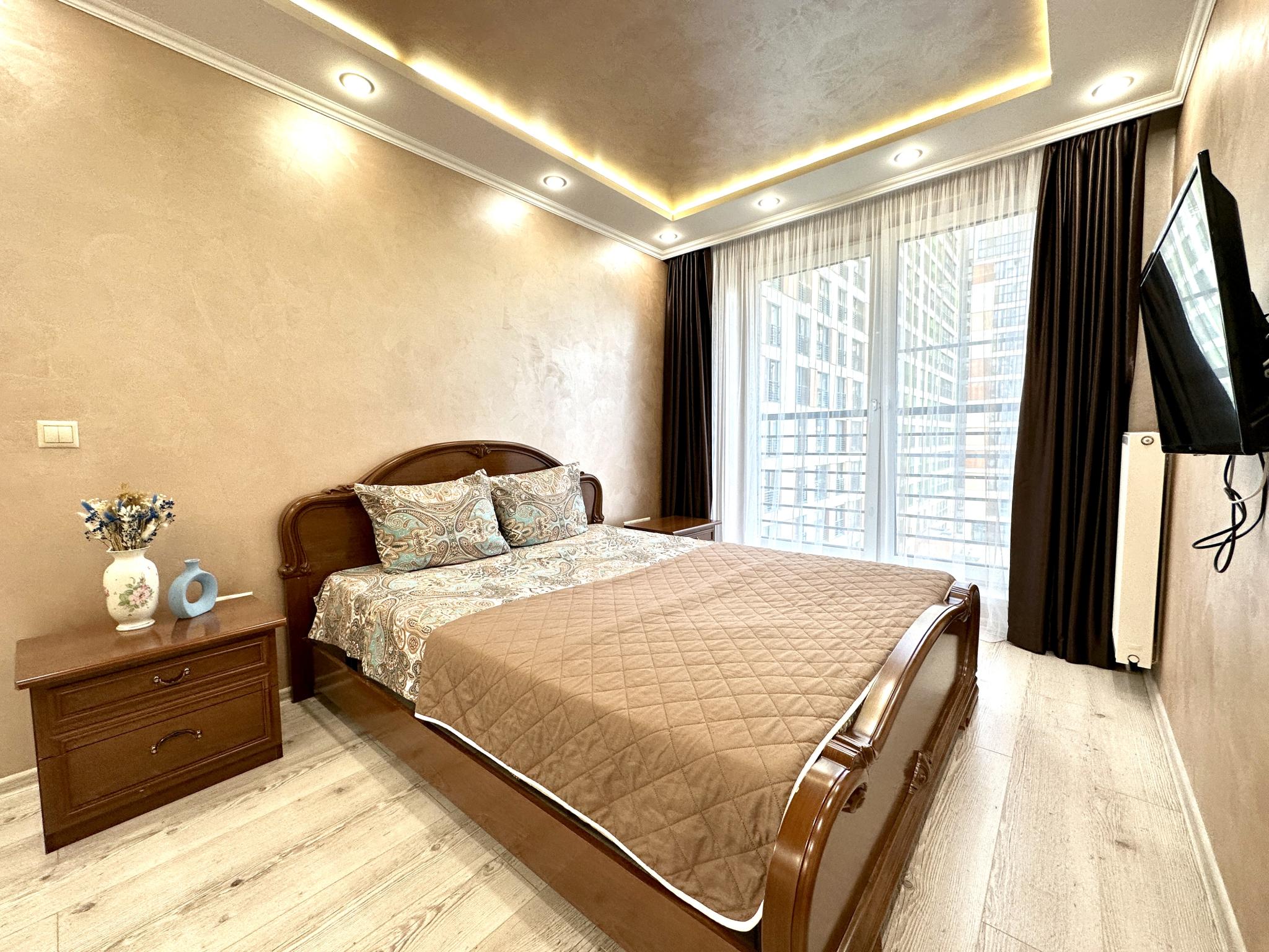 Квартиры посуточно тюмень фото Compass (Компасс) на улице 50 лет Октября Тюмень, - бронирование онлайн, отзывы,