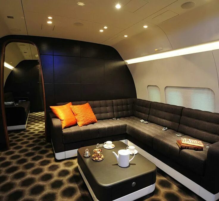 Квартиры самолет фото Look Inside a Private Jet Designed by Marc Newson - Core77 Aircraft interiors, P