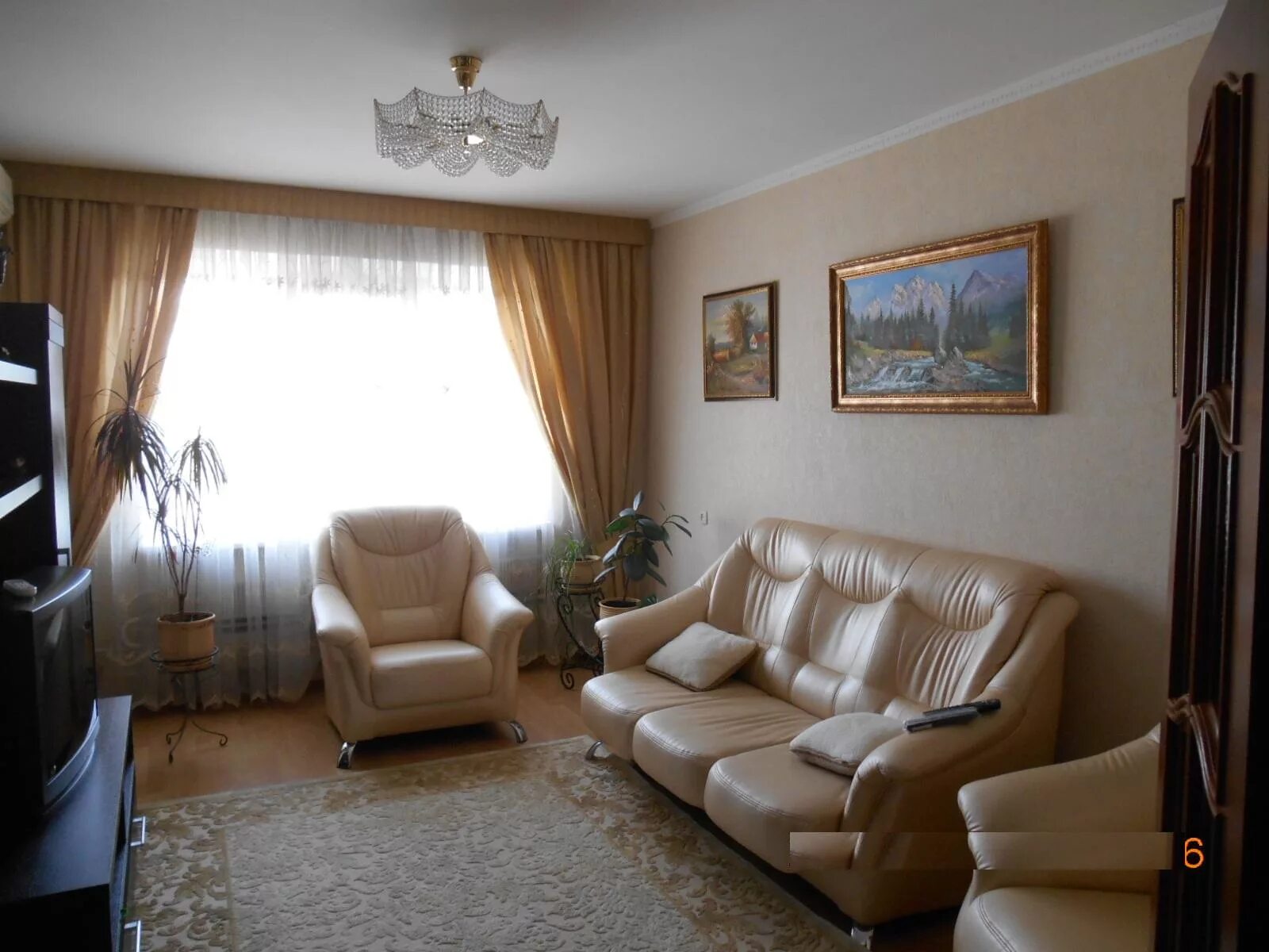 Квартиры улучшенной планировки Трехкомнатная квартира улучшенной планировки,ремон - Краснодарский край: Продает