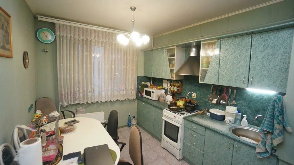 Квартиры улучшенной планировки Трехкомнатная квартира улучшенной планировк,Южный - Краснодарский край: На прода