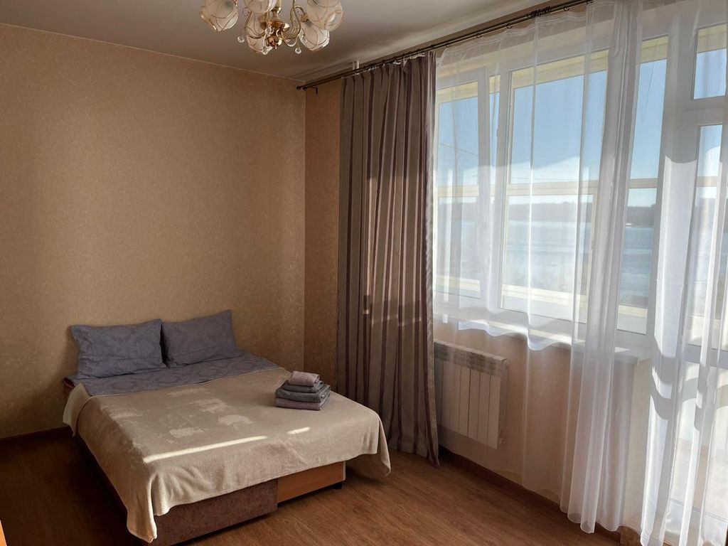 Квартиры в иркутске купить фото 1-комнатная квартира посуточно, Иркутск, Верхняя набережная, 145/5, объявление 1