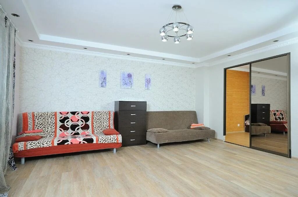 Квартиры в омске цена и фото Omsk Sutki Apartment on 70 let octyabrya 10/3, Омск (актуальные цены 2024 года)