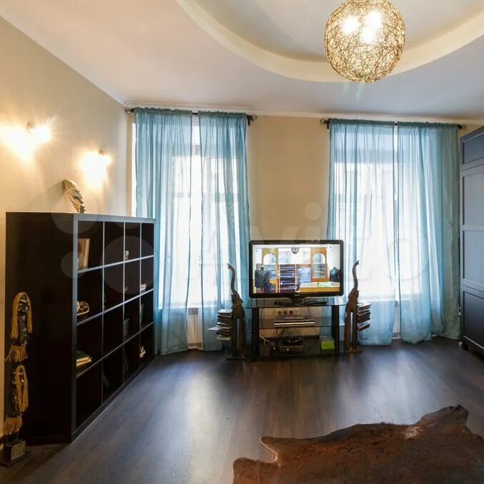 Квартиры в питере вторичка фото Снять квартиру у метро Невский проспект, Площадь Восстания Цены на аренду кварти