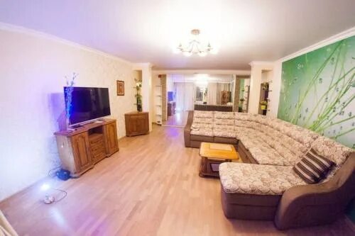 Квартиры в самаре фото цены Уютная трехкомнатная квартира - Samara, Rusija cene i recenzje - Planet of Hotel