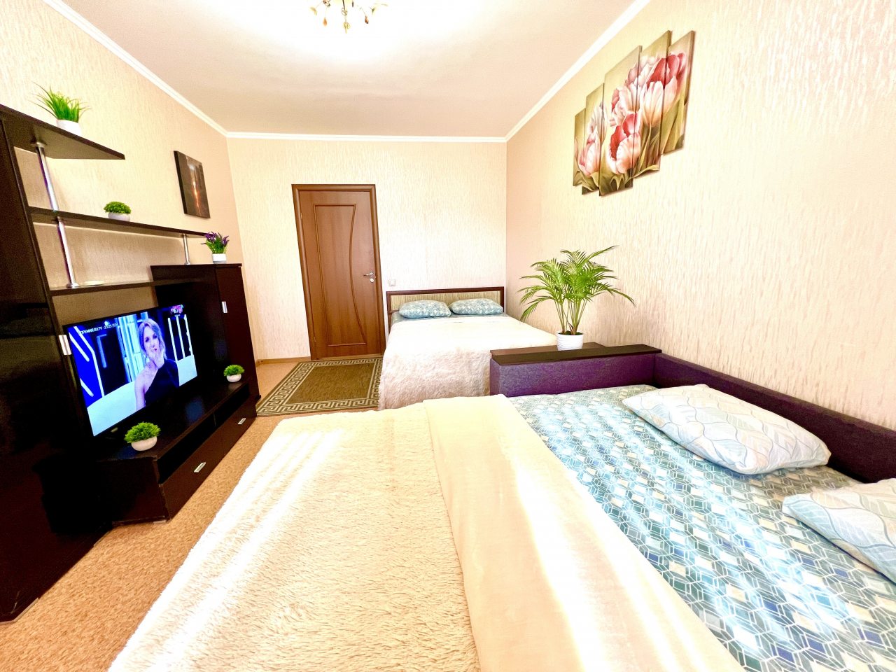 Квартиры в самаре посуточно с фото Забронировать Апартаменты на Революционной 5, Самара, цены от 2679 руб. с балкон