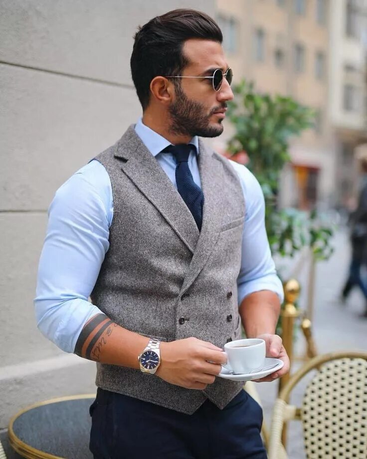 Квайт лакшери стиль мужской Best of Men Style on Instagram: "By @umitobeyd" Mens vest fashion, Fashion busin