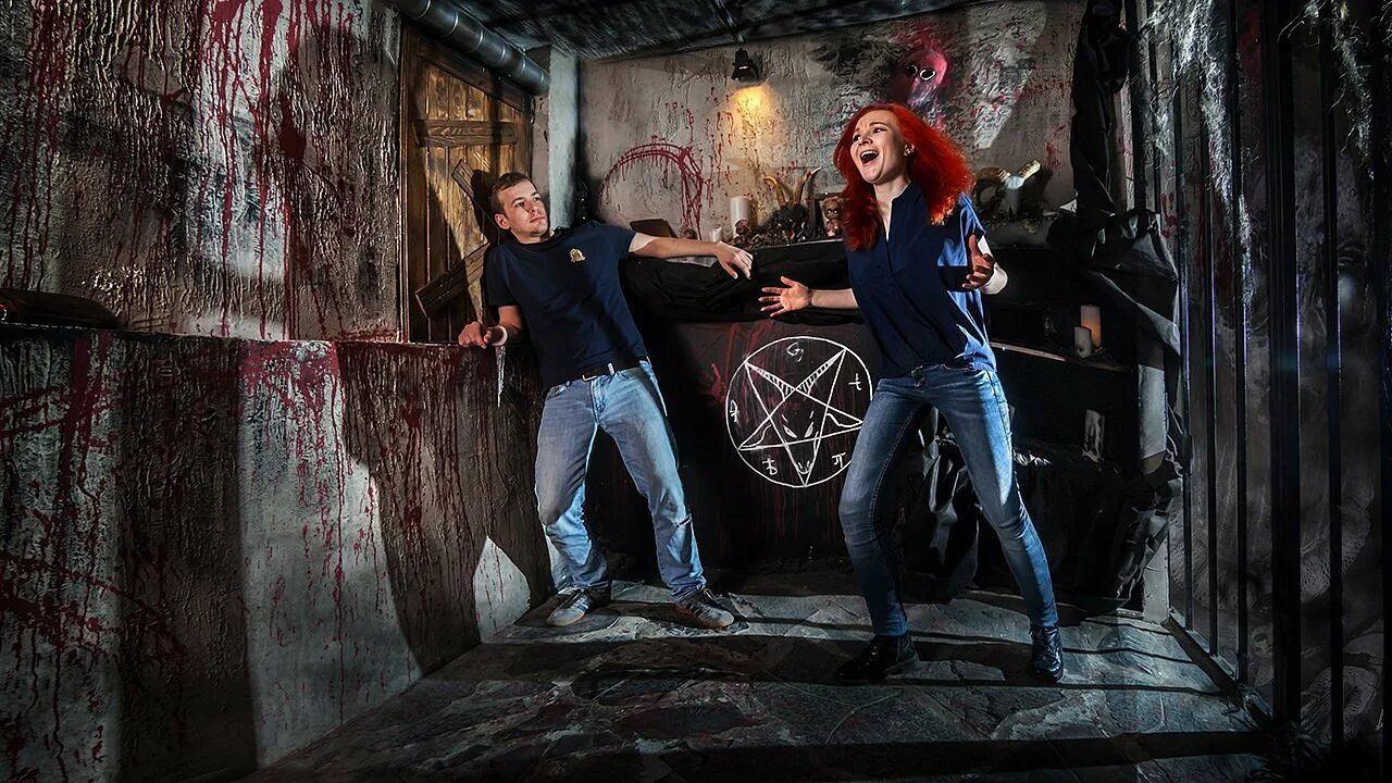 Квест дом карельская ул 1ж уфа фото Квест "Дом с привидениями" в г. Санкт-Петербург - Квест Батл