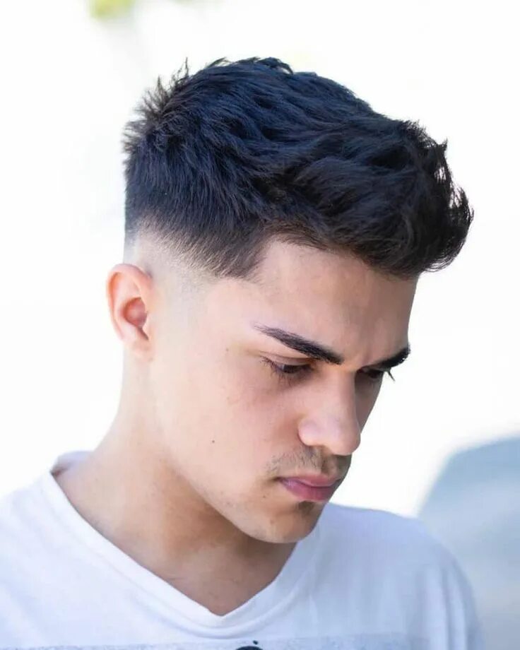 Квиф стрижка мужская 26+ Modern Quiff Hairstyles for Men - Men's Hairstyle Tips Wavy hair men, Textur