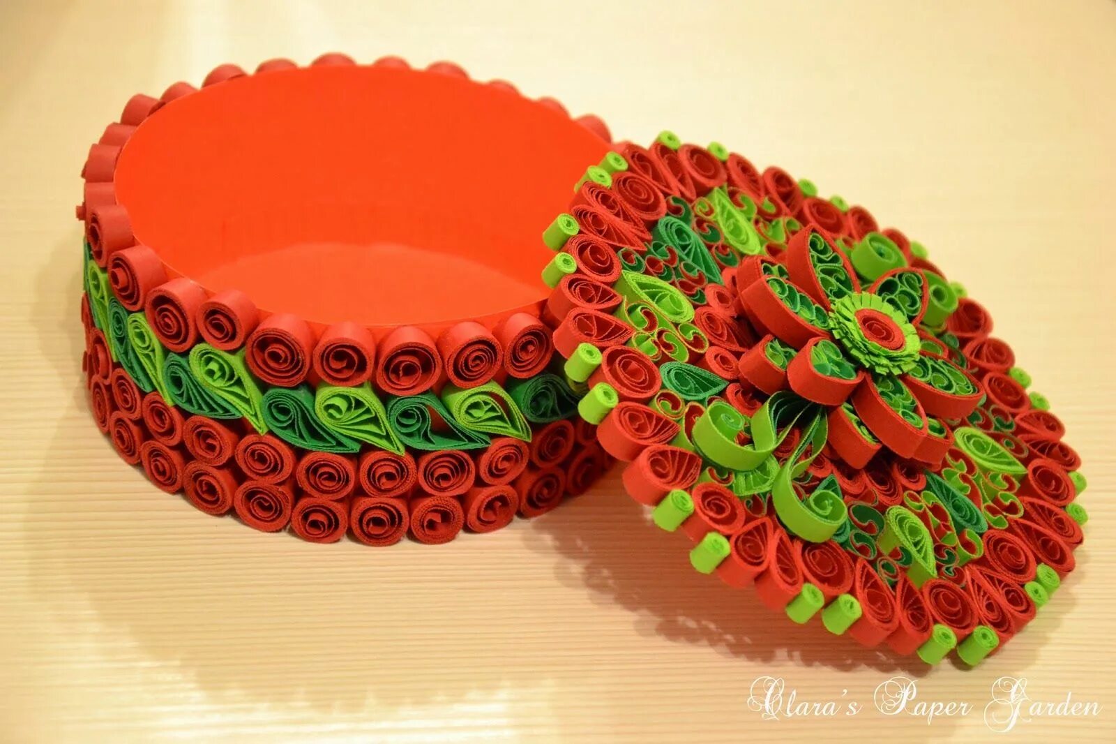 Квиллинг поделки фото Pin on Artesanato quilling