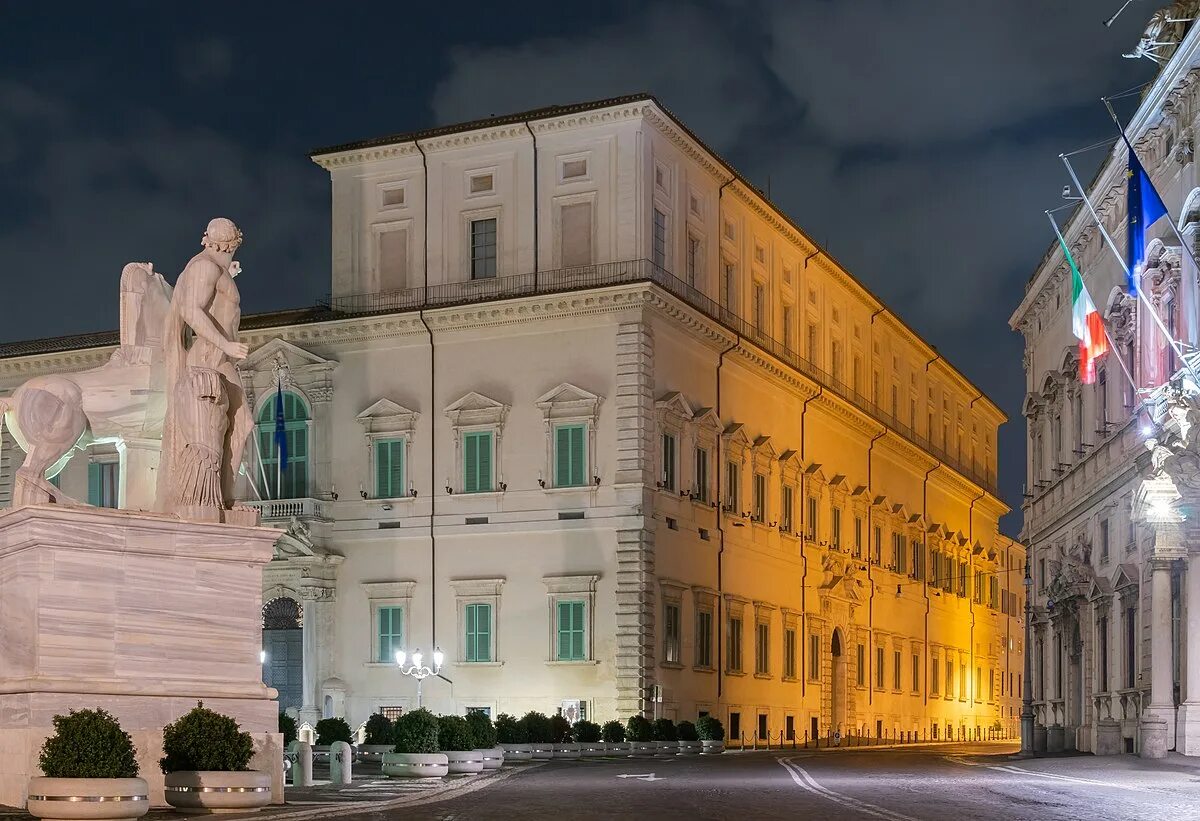 Квиринальский дворец в риме фото File:Quirinal Palace in Rome.jpg - Wikimedia Commons