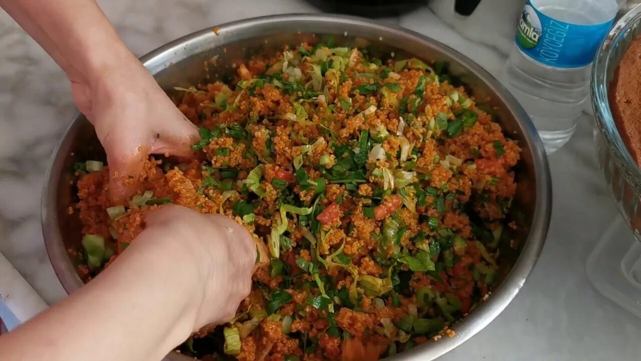 Кысыр турецкая рецепт с фото Я ПРИЕХАЛ К СЕСТРЕ / ГОТОВИЛА ДЛЯ МЕНЯ КЫСЫР - YouTube