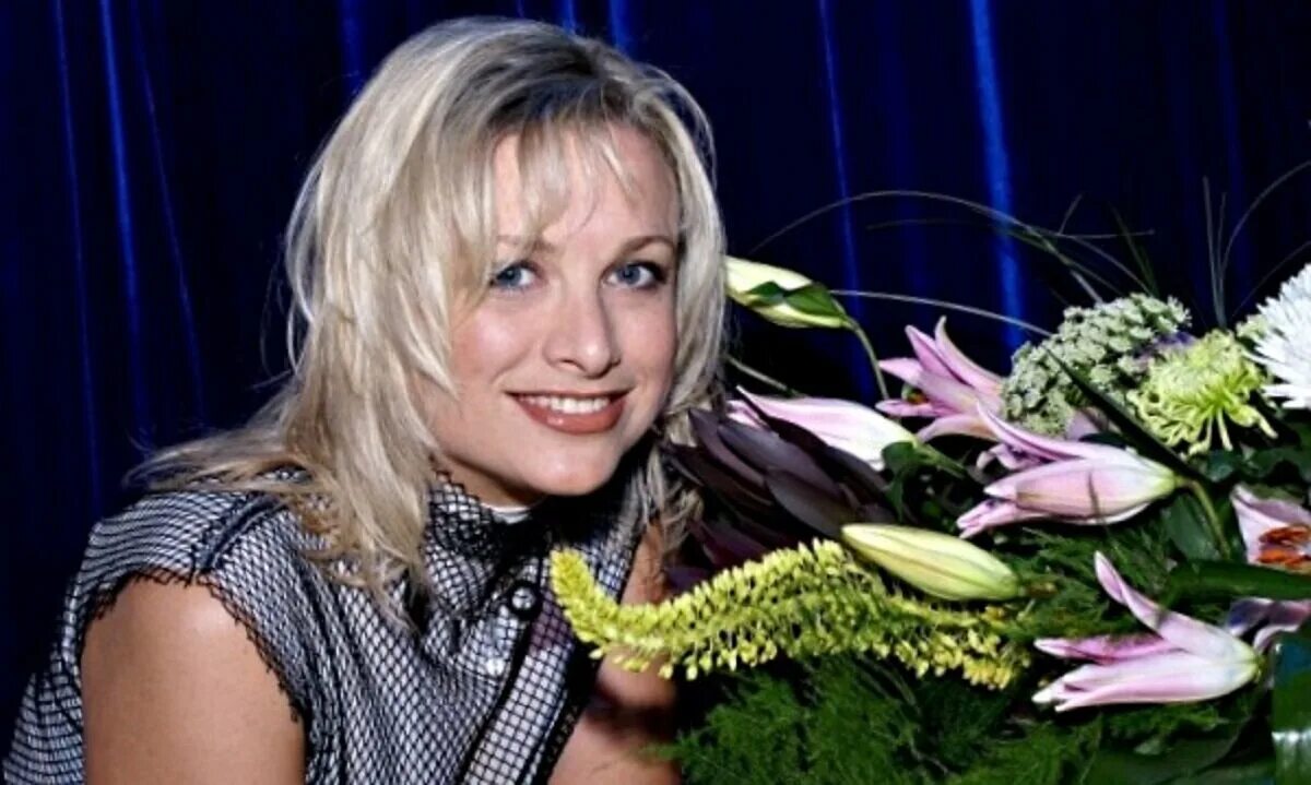 Кью кэпитал елена орлова фото Красивые и умные: как привлекательные девушки становятся участницами телеигры "Ч