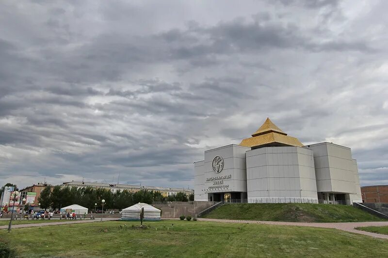 Кызыл фото музей Кызыл: улицы разбитых унитазов. Фоторепортаж