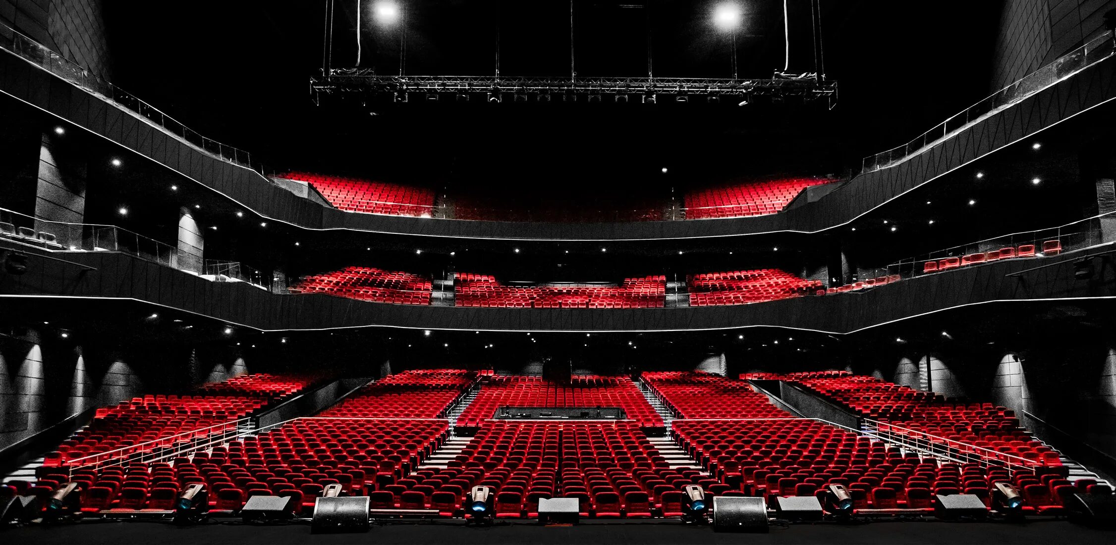 Кз москва фото зала Концертный Зал "Москва"